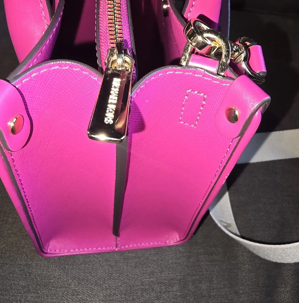 Michael Kors Maple Small Satchel In Dragonfruit Pink